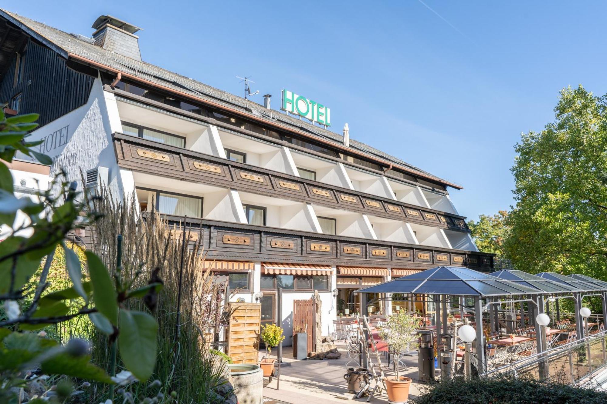 Hotel Bergschloesschen ジンメン エクステリア 写真