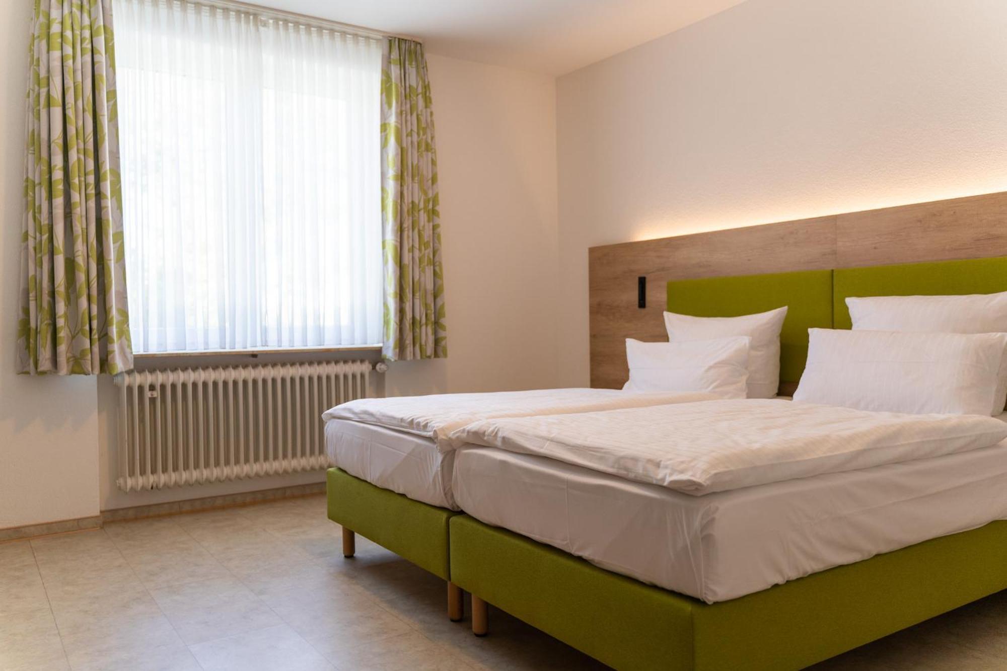 Hotel Bergschloesschen ジンメン エクステリア 写真
