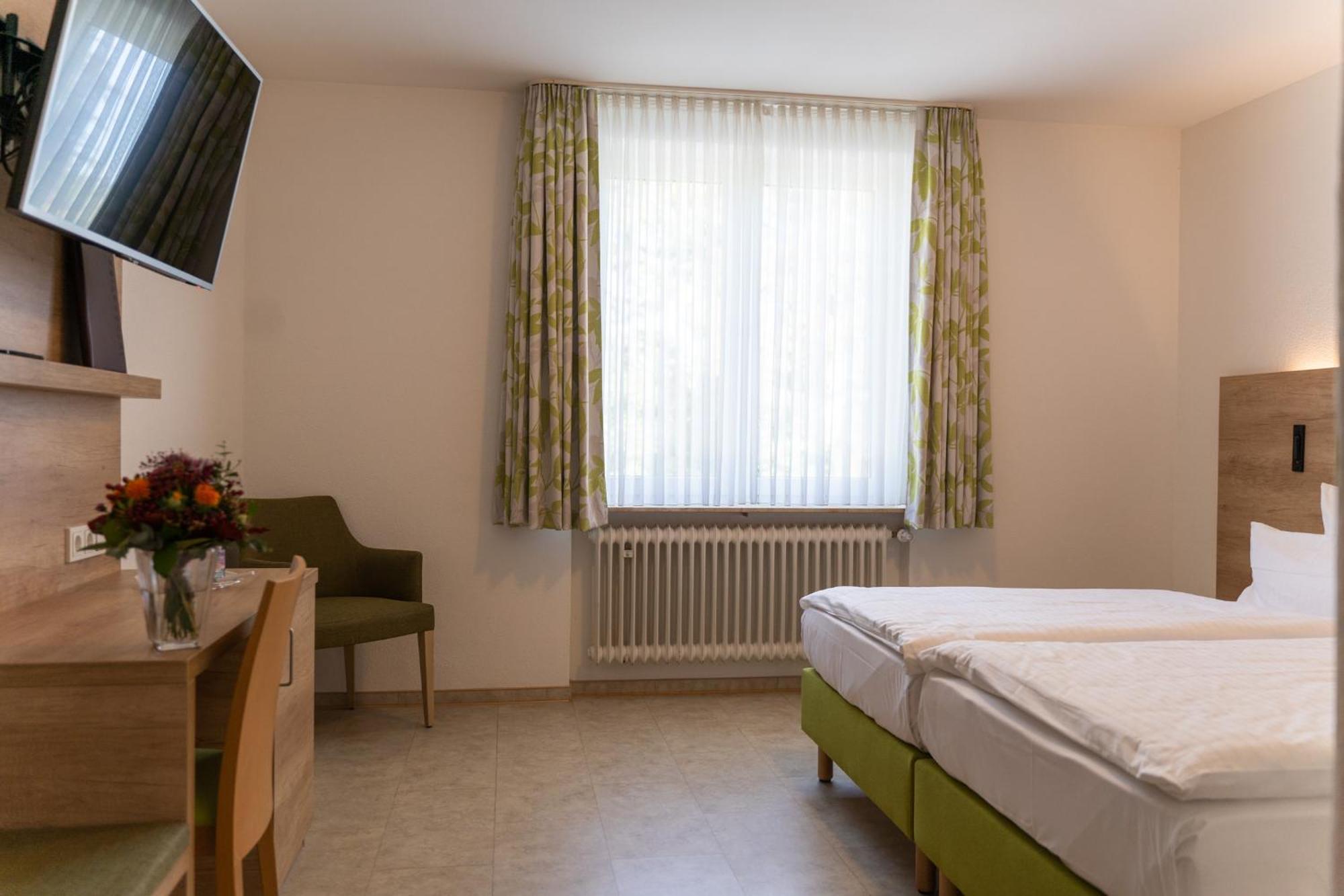 Hotel Bergschloesschen ジンメン エクステリア 写真